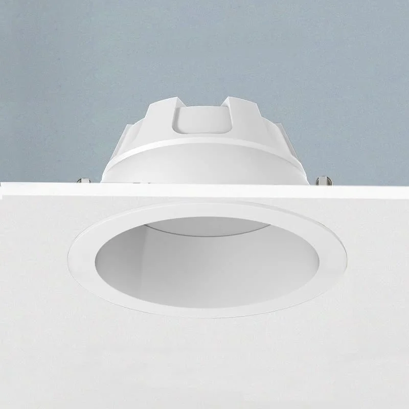 Głęboki downlight