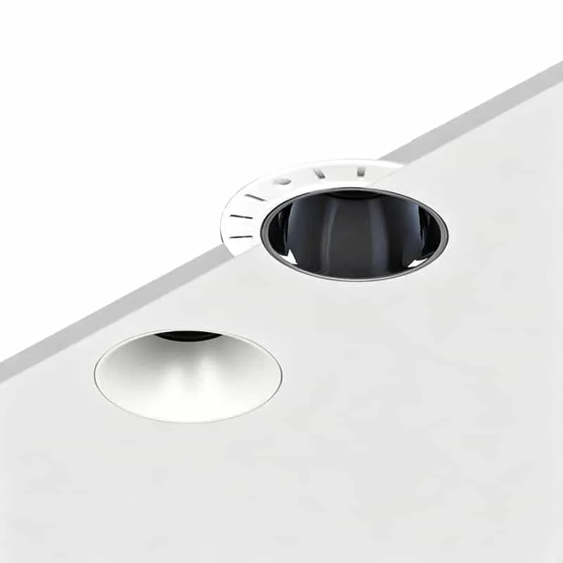 Downlight bezramkowy IP65 7–20 W | Regulacja 25°
